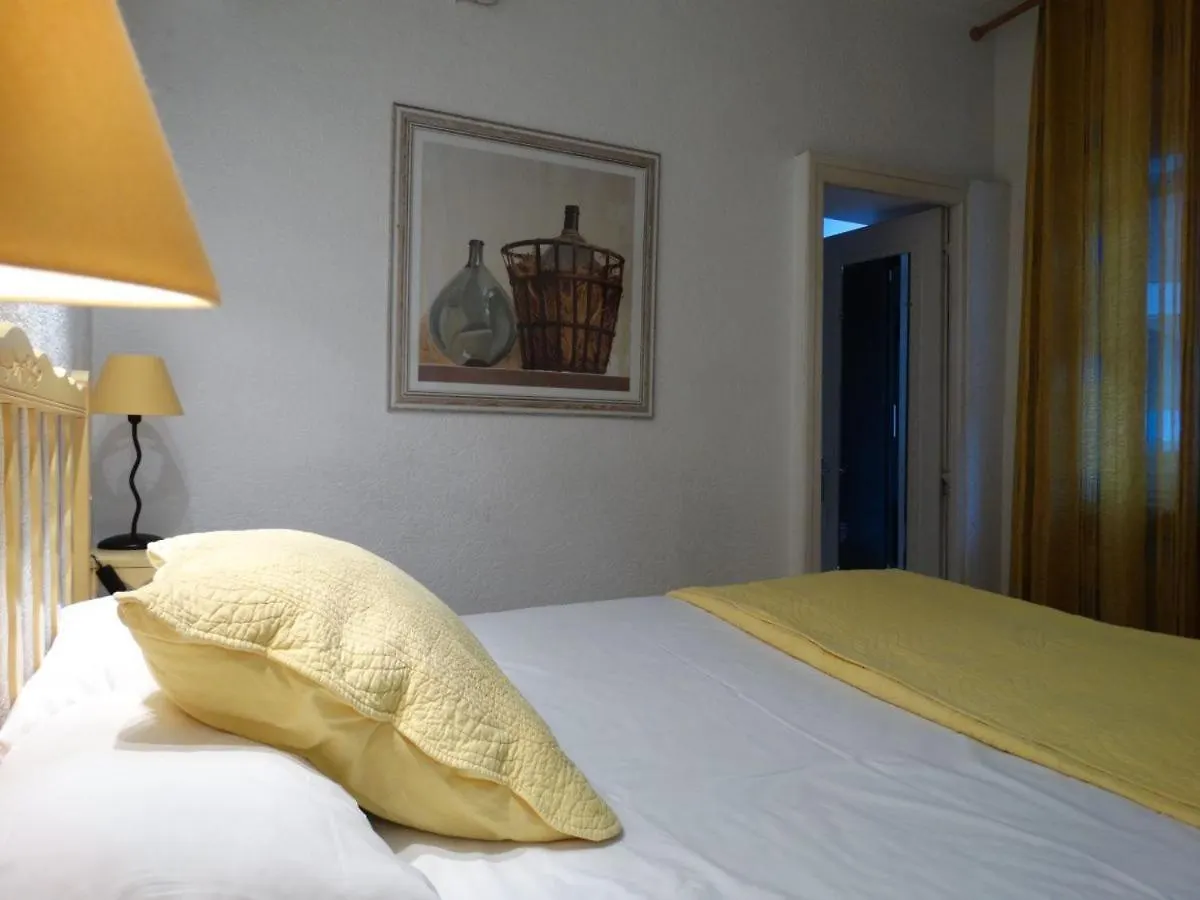 Logis Hotel Le Glacier Orange  Francia