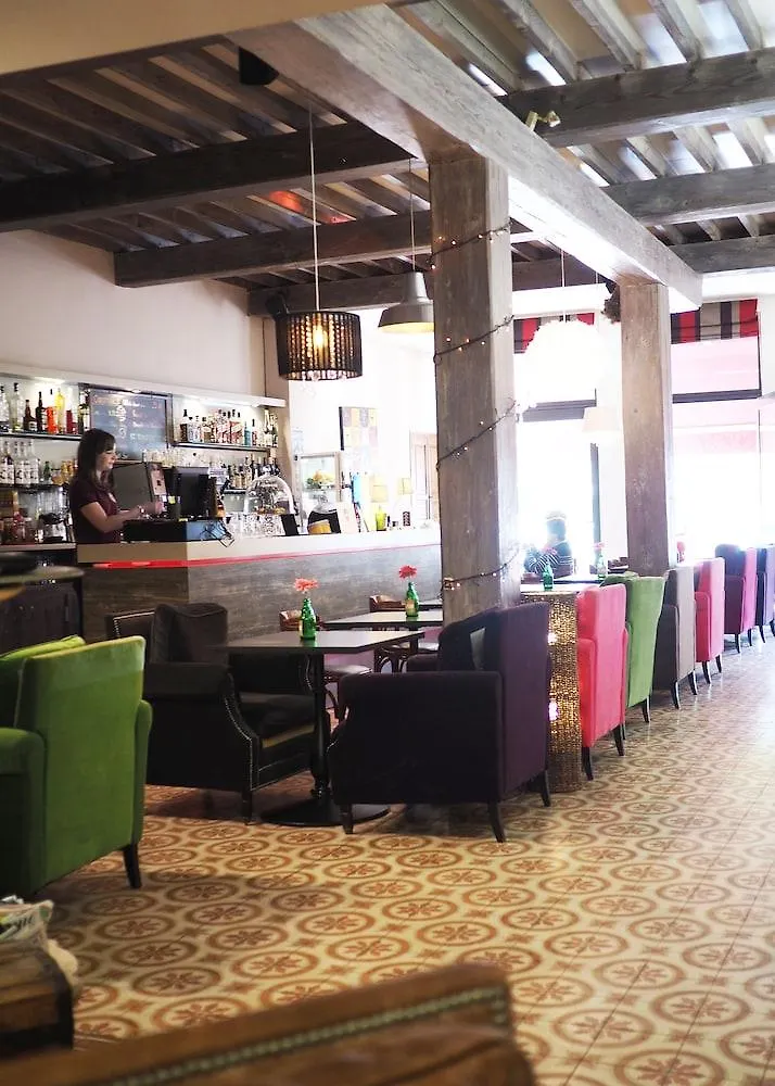 Logis Hotel Le Glacier Orange  3*, Orange (Vaucluse) Frankreich