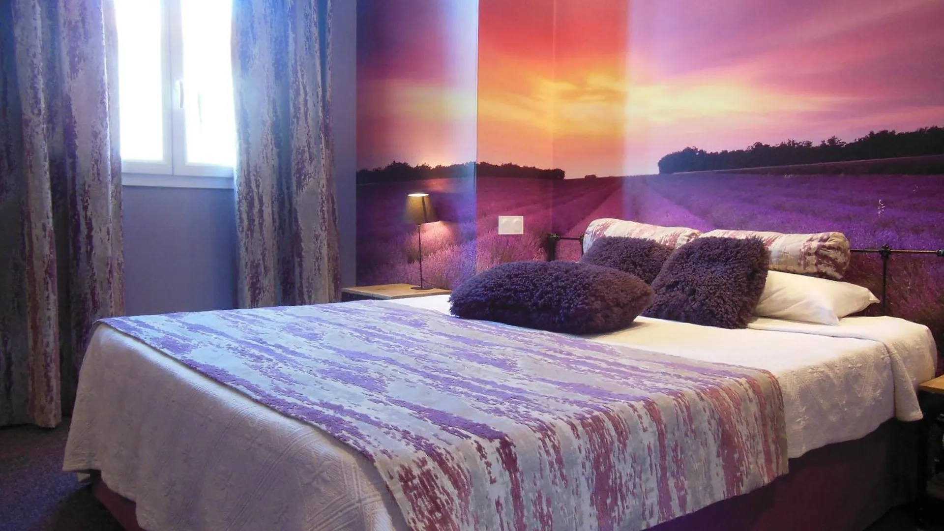 Logis Hotel Le Glacier Orange  Orange (Vaucluse)