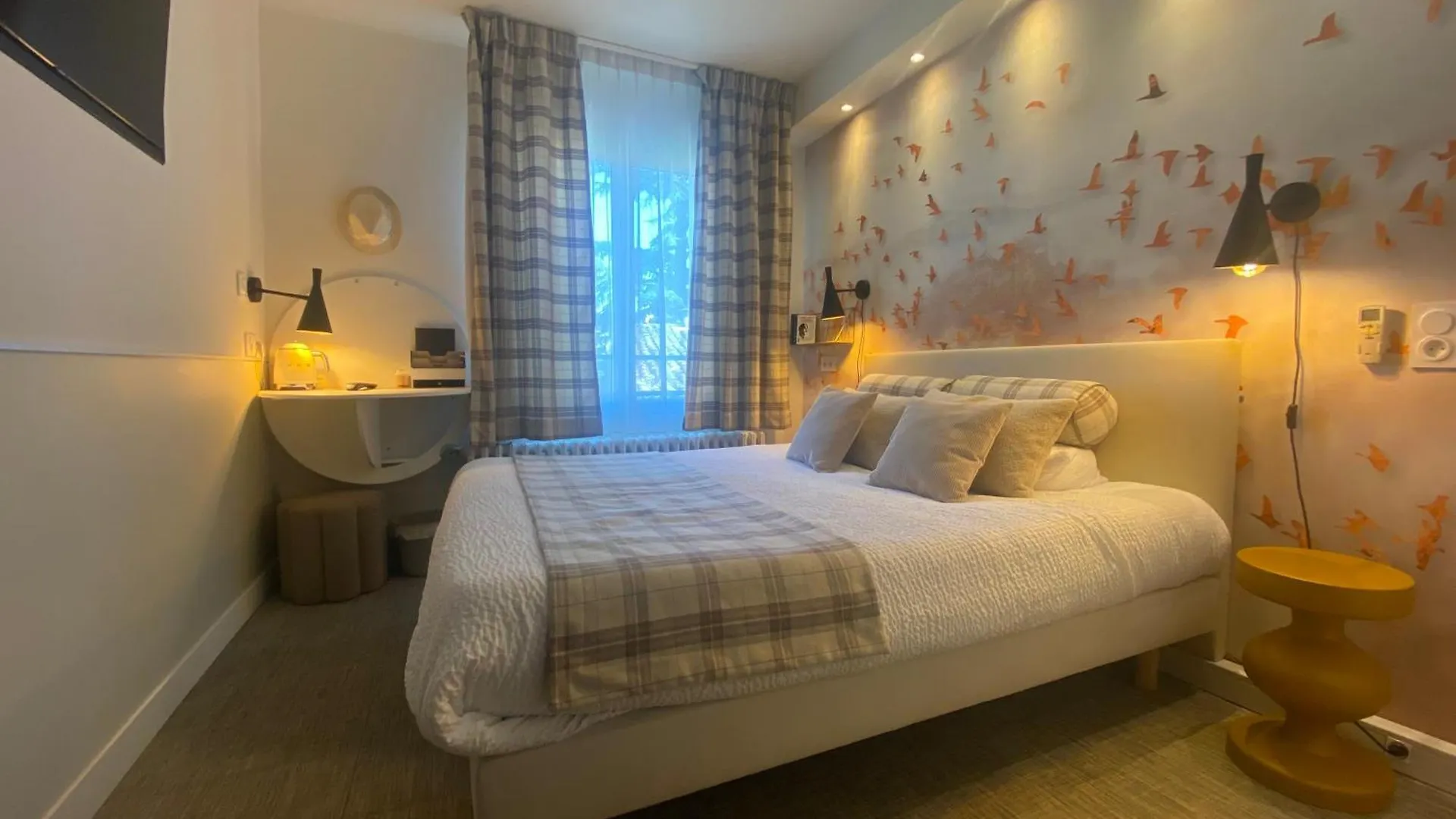***  Logis Hotel Le Glacier Orange  Frankrig