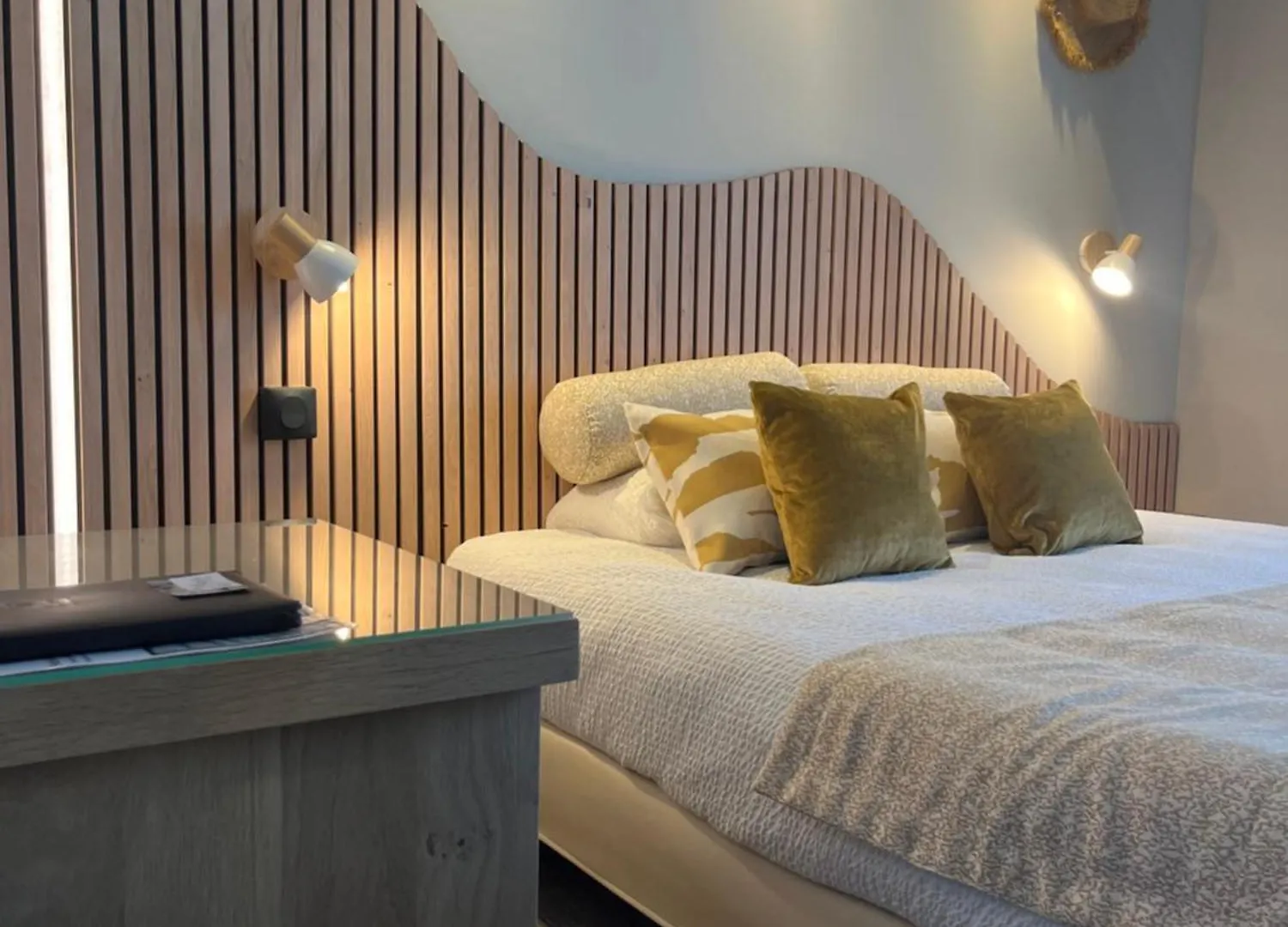 Logis Hotel Le Glacier Orange  3*, Orange (Vaucluse)